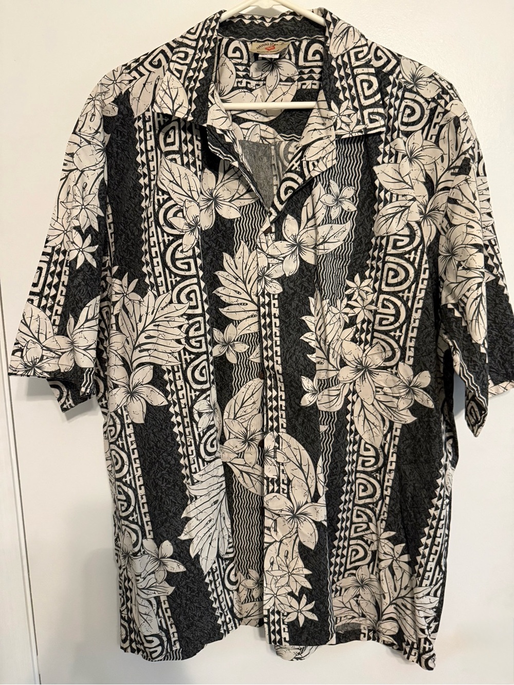 Men's Floral Hawaiian Shirt
